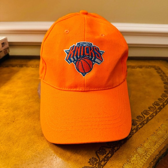 NBA New York Knicks Basketball Hat Strapback Foot Locker Baseball Cap Orange NEW - Picture 1 of 8